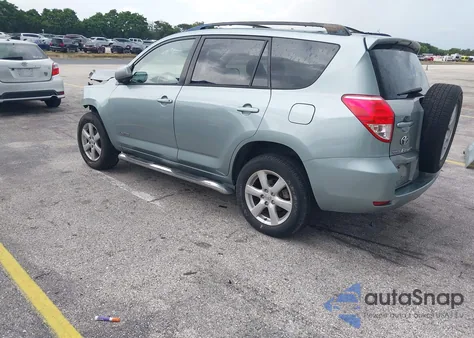 2006 Toyota Rav4 Limited z USA, uszkodzony, nr VIN JTMBD31V565017140